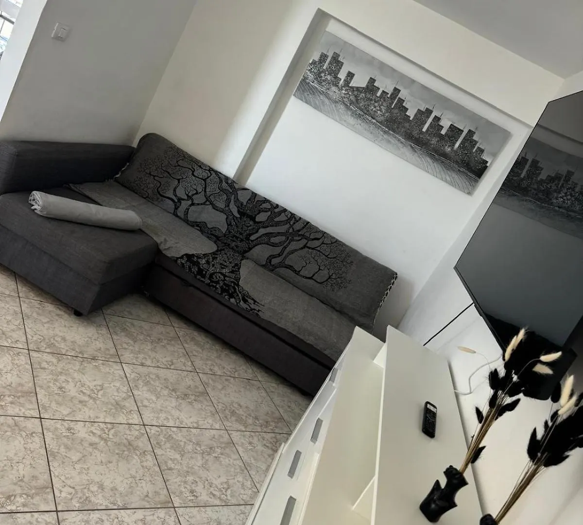 La Estrella, Los Cristianos Arona  0*, Arona (Tenerife) Španělsko